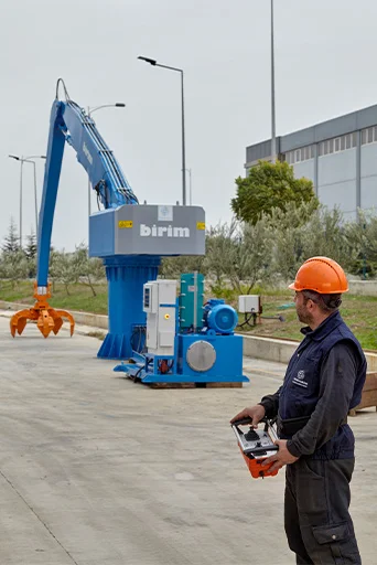 i̇ndüksiyon ocağı besleme vinci | ergitme ocağı besleme vinci - birim makina